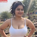 adhoori chahat